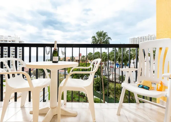 41 Copacabana Ocean View Pool * Playa de las Americas (Tenerife)